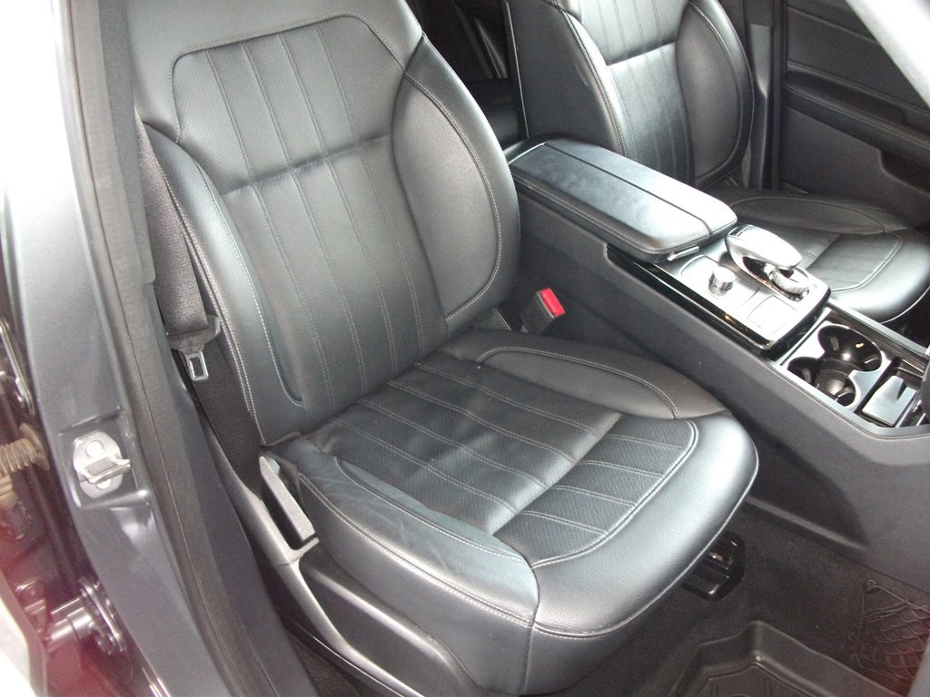 2019 Mercedes-Benz GLE-Class Image 12