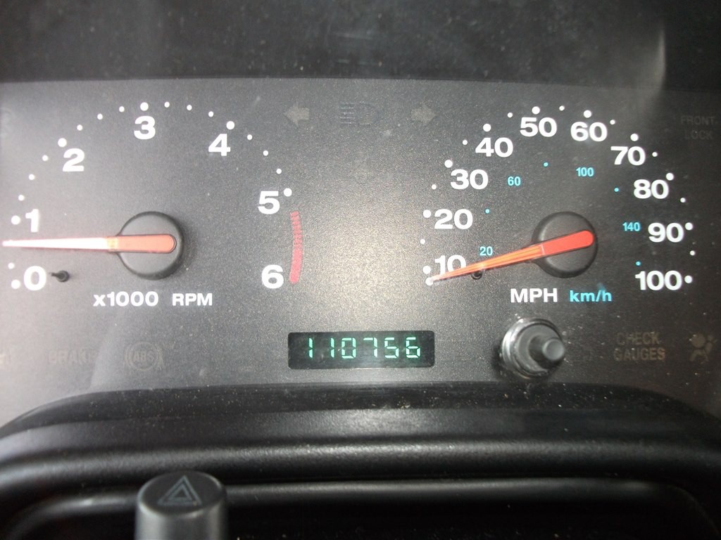 2003 Jeep Wrangler Image 10