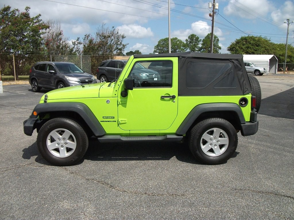 2013 Jeep Wrangler Image 5