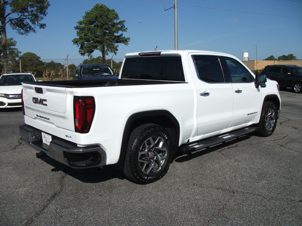 2023 GMC Sierra Image 3