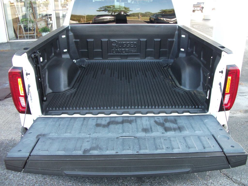 2023 GMC Sierra Image 16