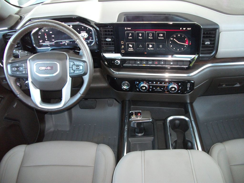 2023 GMC Sierra Image 17