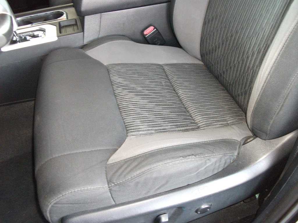 2014 Toyota Tundra Image 9