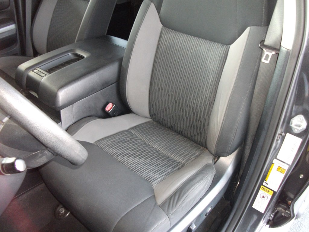 2014 Toyota Tundra Image 10
