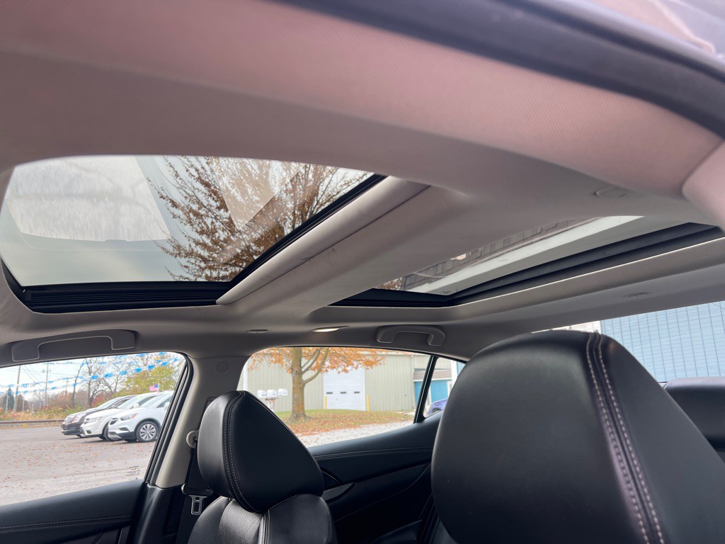 2020 Nissan Maxima Image 17