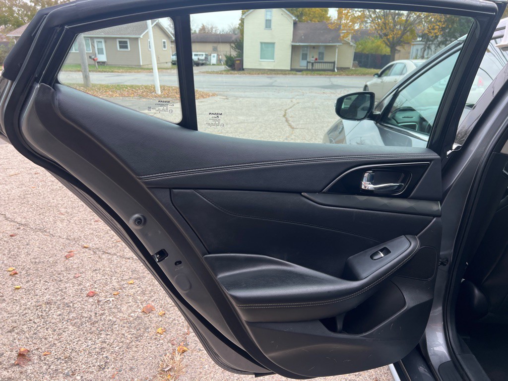 2020 Nissan Maxima Image 18