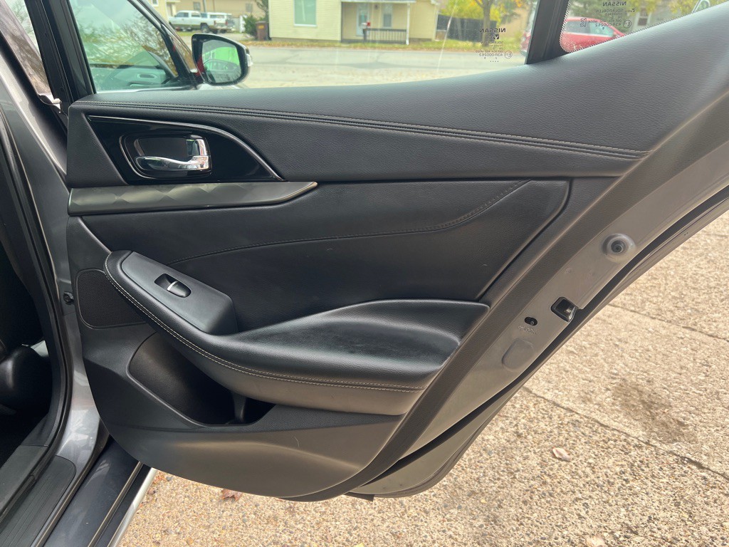 2020 Nissan Maxima Image 23