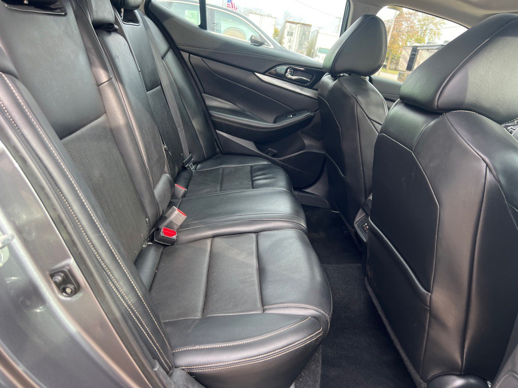 2020 Nissan Maxima Image 24