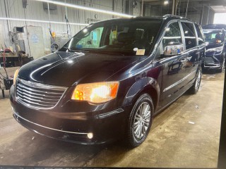 Image for 2014 Chrysler Town & Country Touring L ID: 6566562