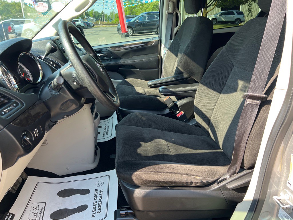 2016 Dodge Grand Caravan Image 14