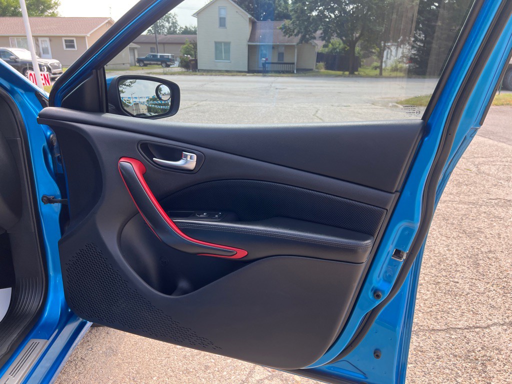 2015 Dodge Dart Image 23