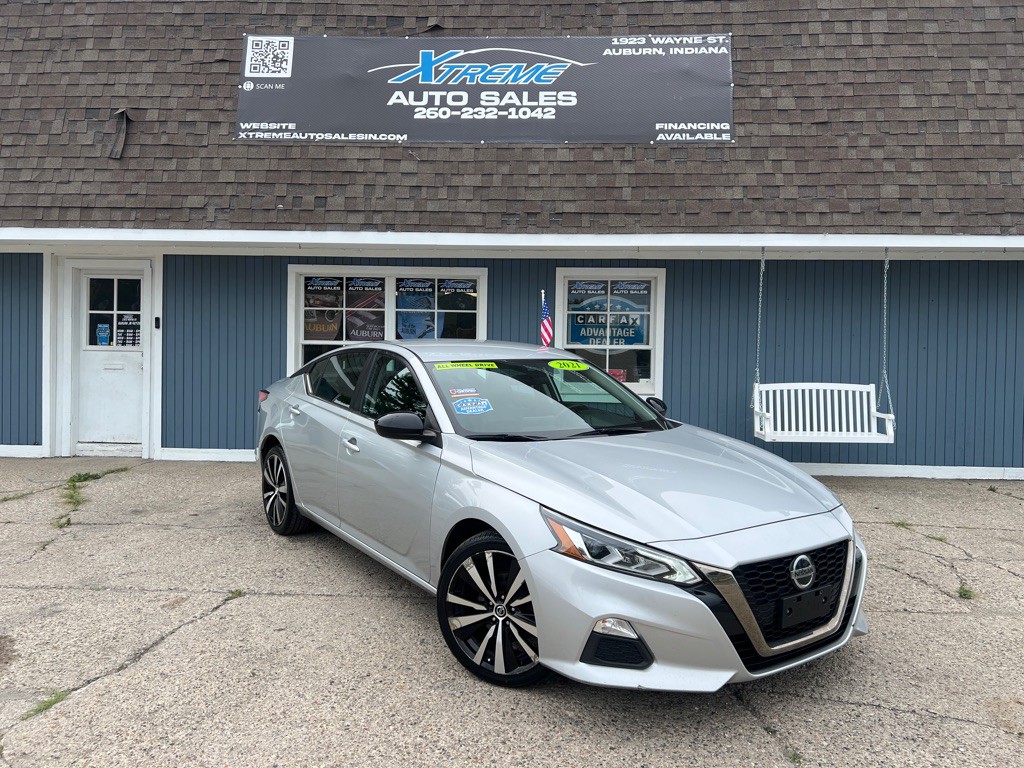 2021 Nissan Altima Image 2