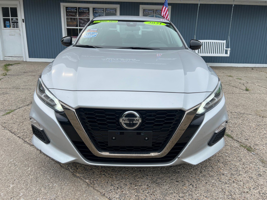 2021 Nissan Altima Image 3