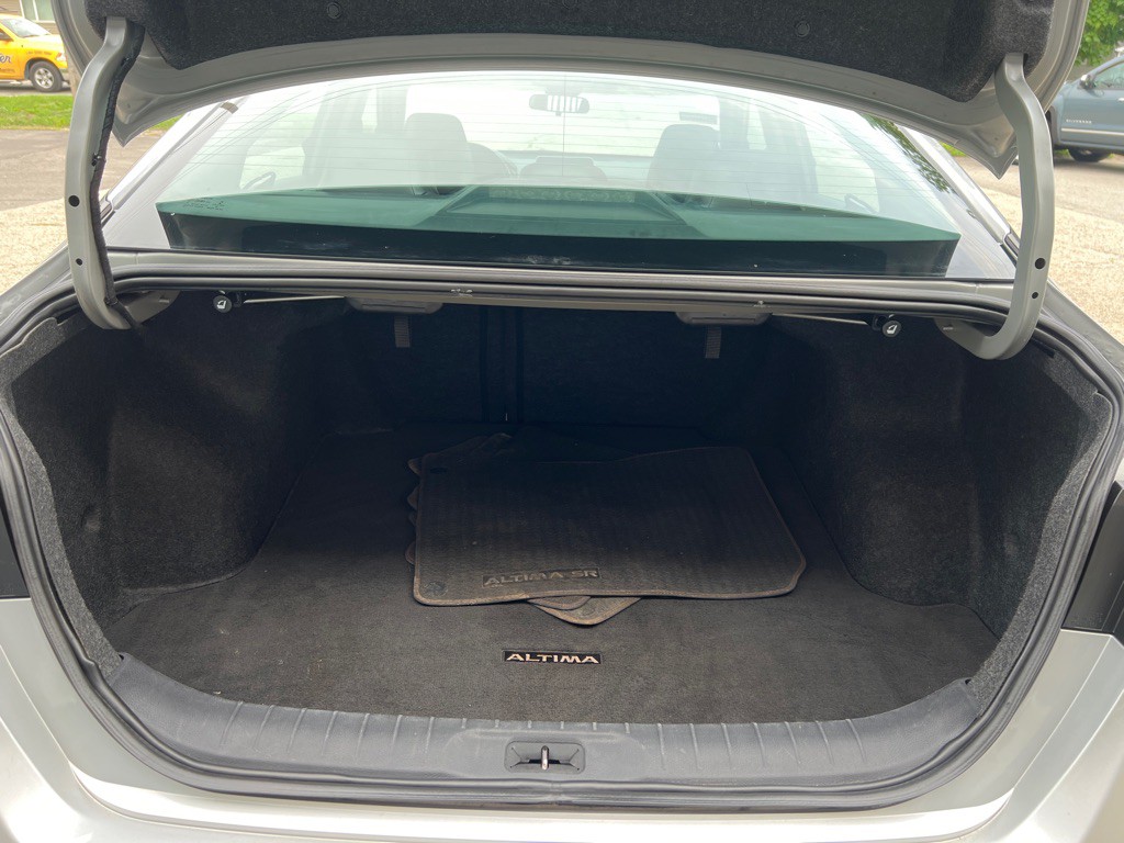 2021 Nissan Altima Image 19