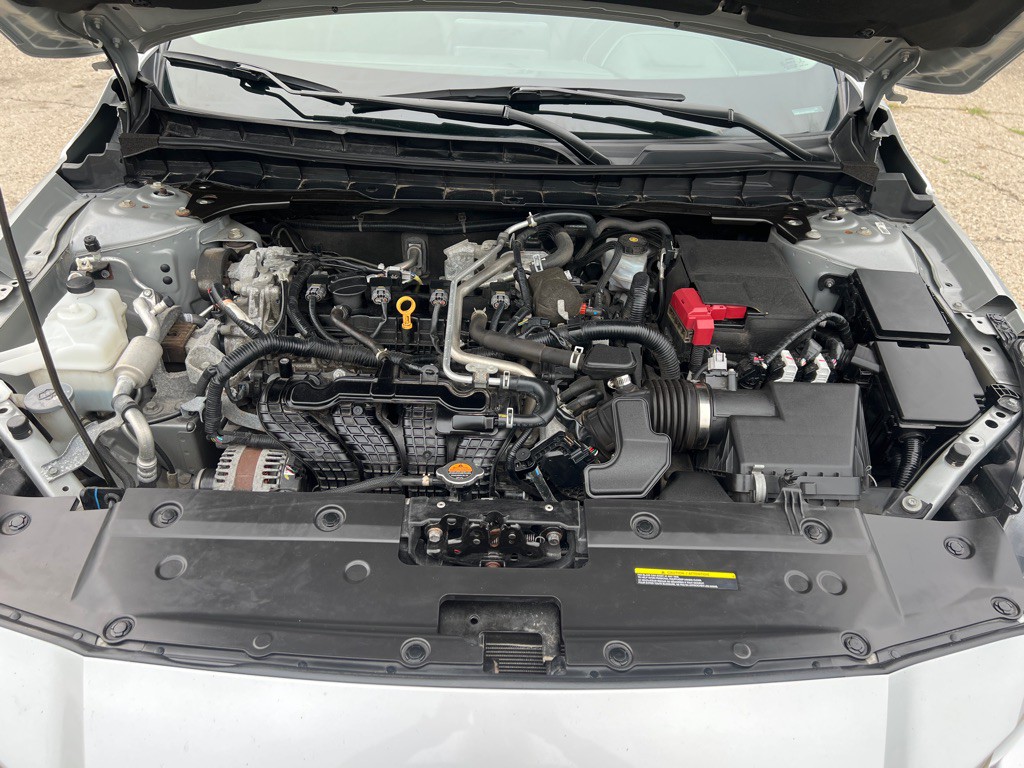 2021 Nissan Altima Image 24