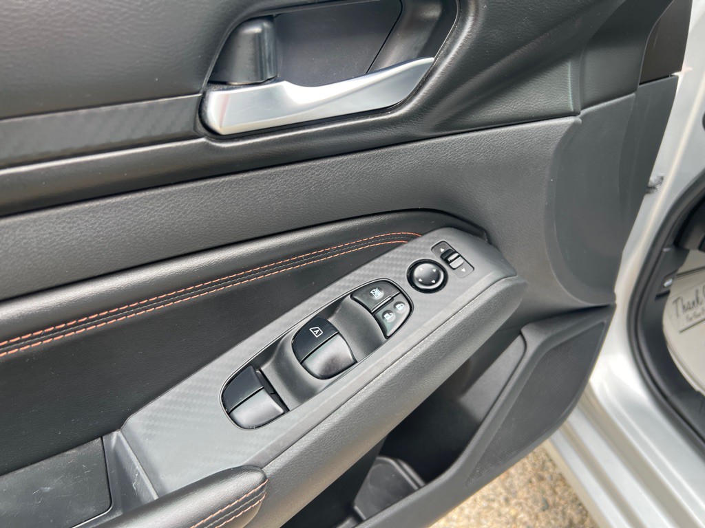2021 Nissan Altima Image 25