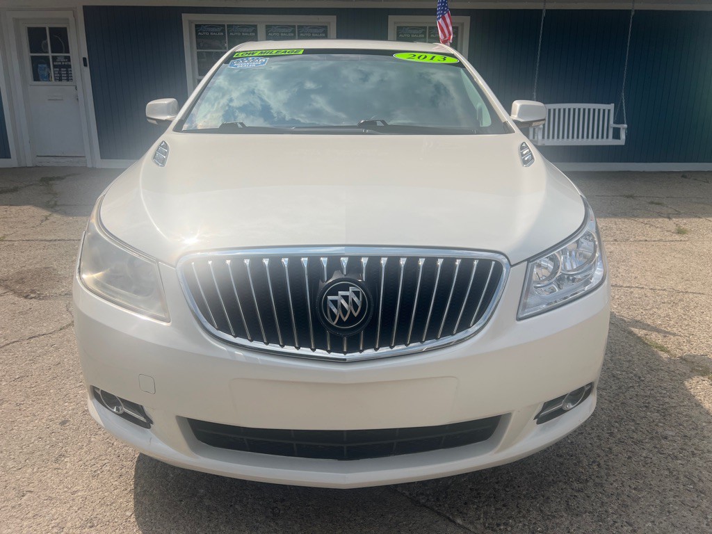 2013 Buick Lacrosse Image 3
