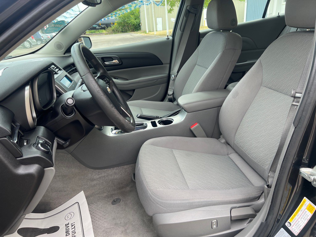 2014 Chevrolet Malibu Image 21