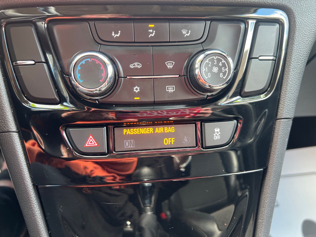 2019 Buick Enclave Image 34