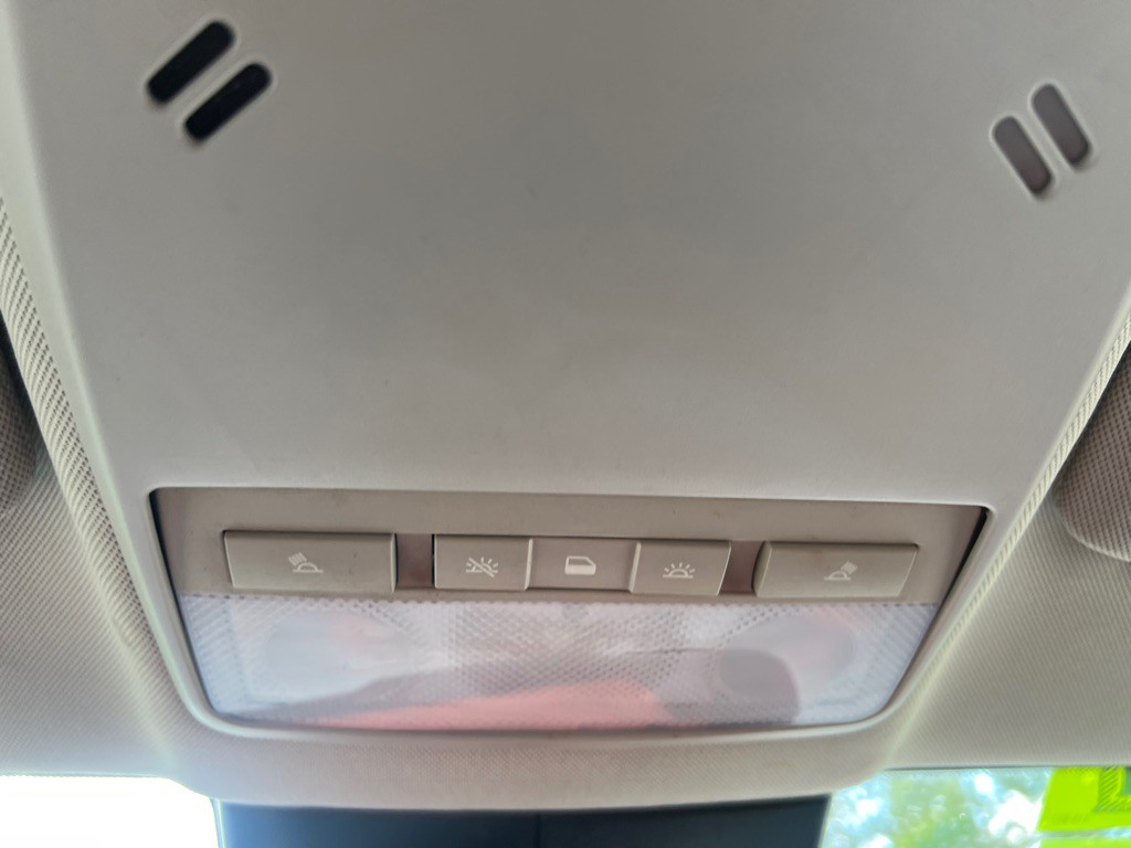 2019 Buick Enclave Image 39