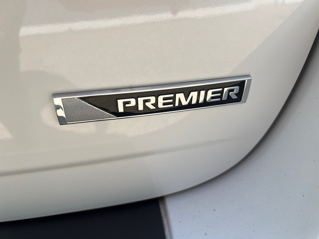 2017 Chevrolet Equinox Image 13