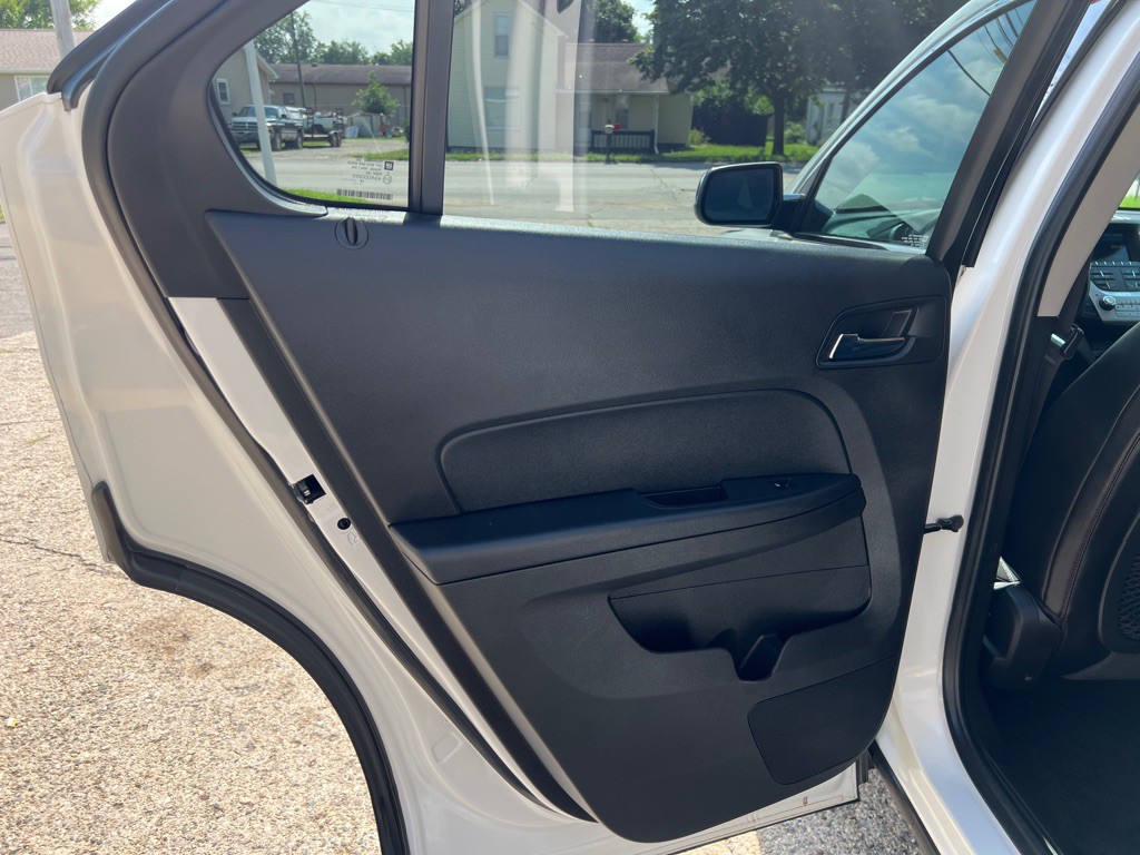 2017 Chevrolet Equinox Image 17