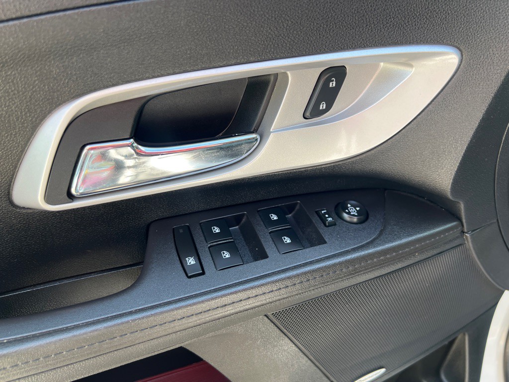 2017 Chevrolet Equinox Image 27