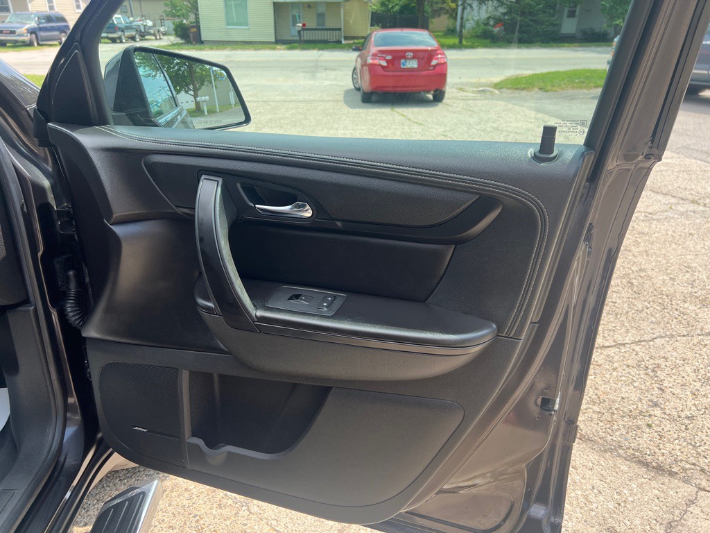 2016 Chevrolet Traverse Image 22