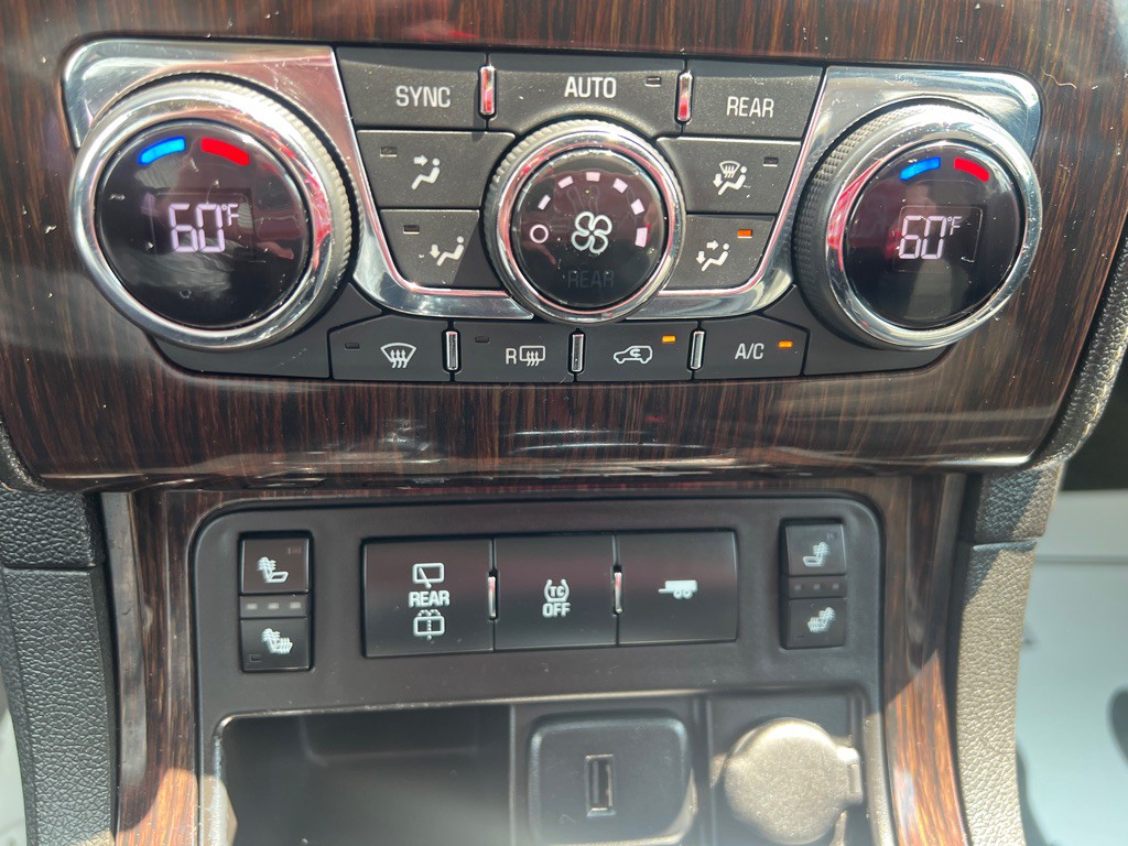 2016 Chevrolet Traverse Image 37