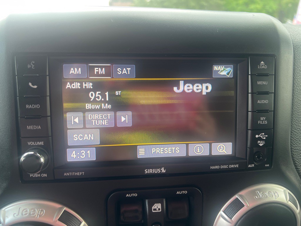 2016 Jeep Wrangler Unlimited Image 40