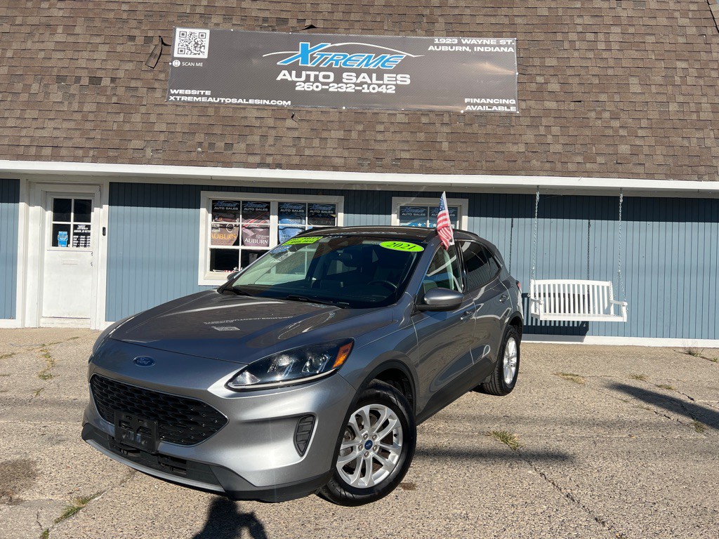 2021 Ford Escape Image 1