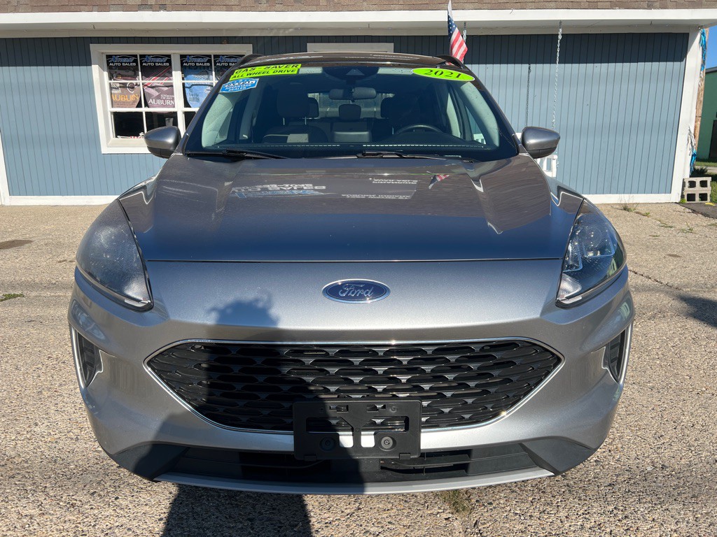 2021 Ford Escape Image 3
