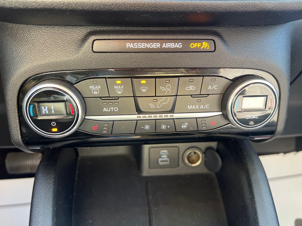 2021 Ford Escape Image 35