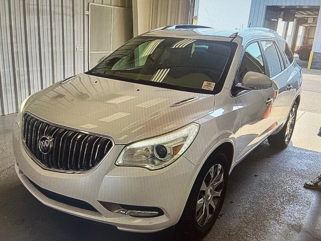 2016 Buick Enclave Image 1
