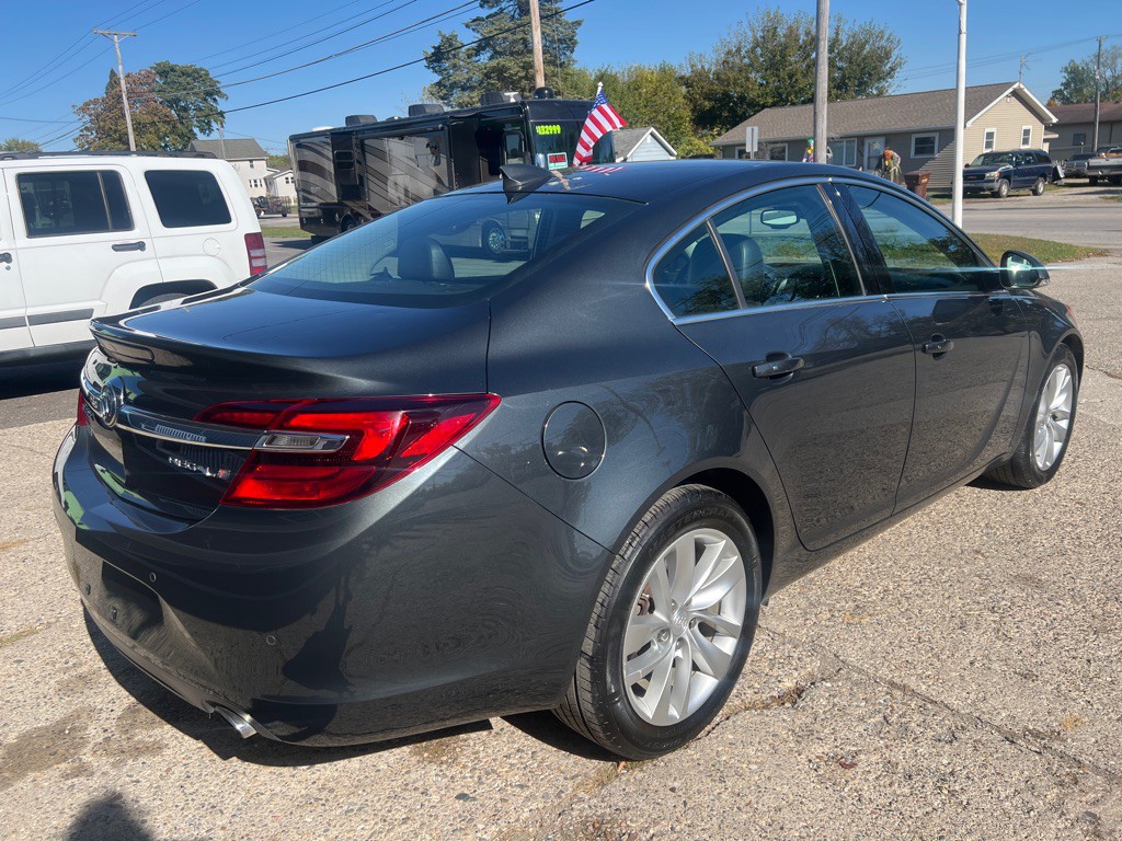 2016 Buick Regal Image 8