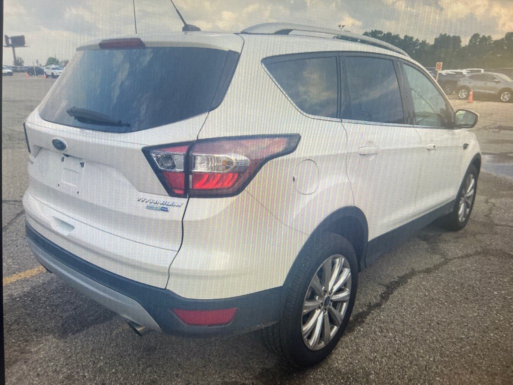 2017 Ford Escape Image 3