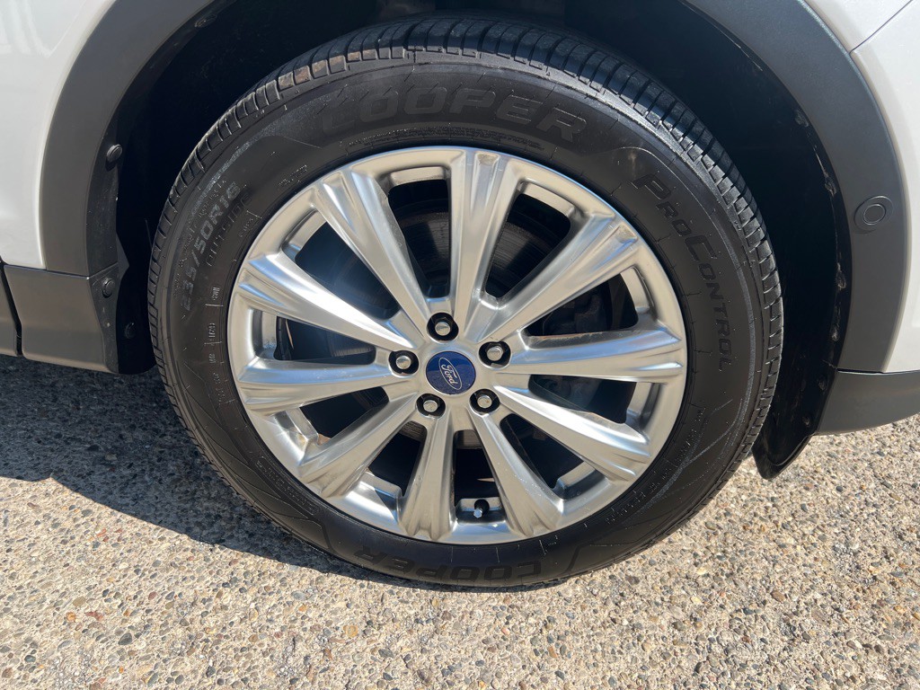 2017 Ford Escape Image 11