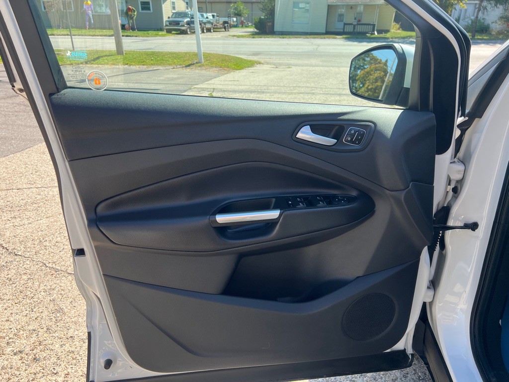 2017 Ford Escape Image 14
