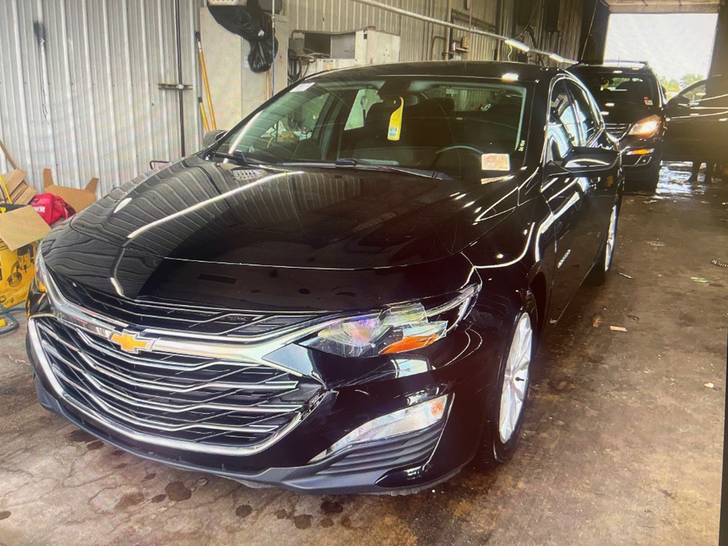 2020 Chevrolet Malibu Image 1