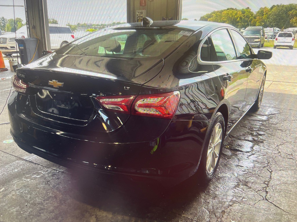 2020 Chevrolet Malibu Image 3