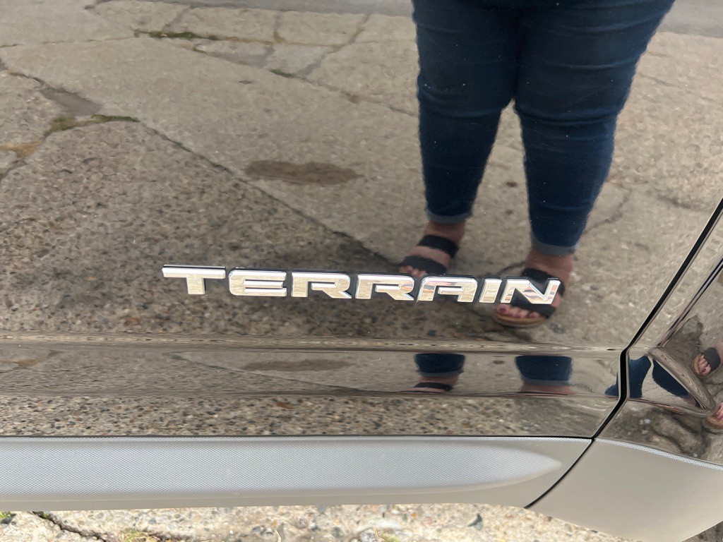 2017 GMC Terrain Image 12