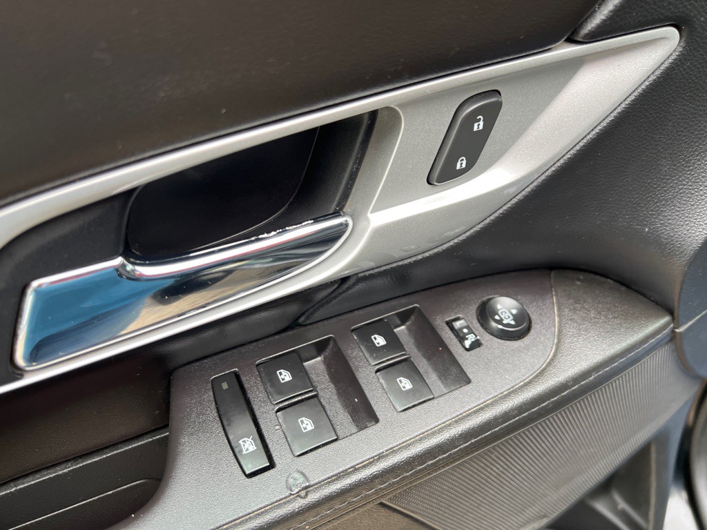 2017 GMC Terrain Image 27