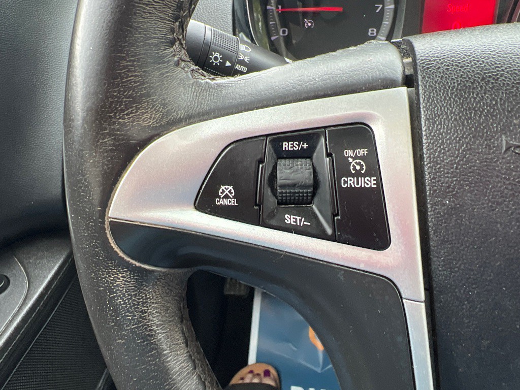 2017 GMC Terrain Image 32