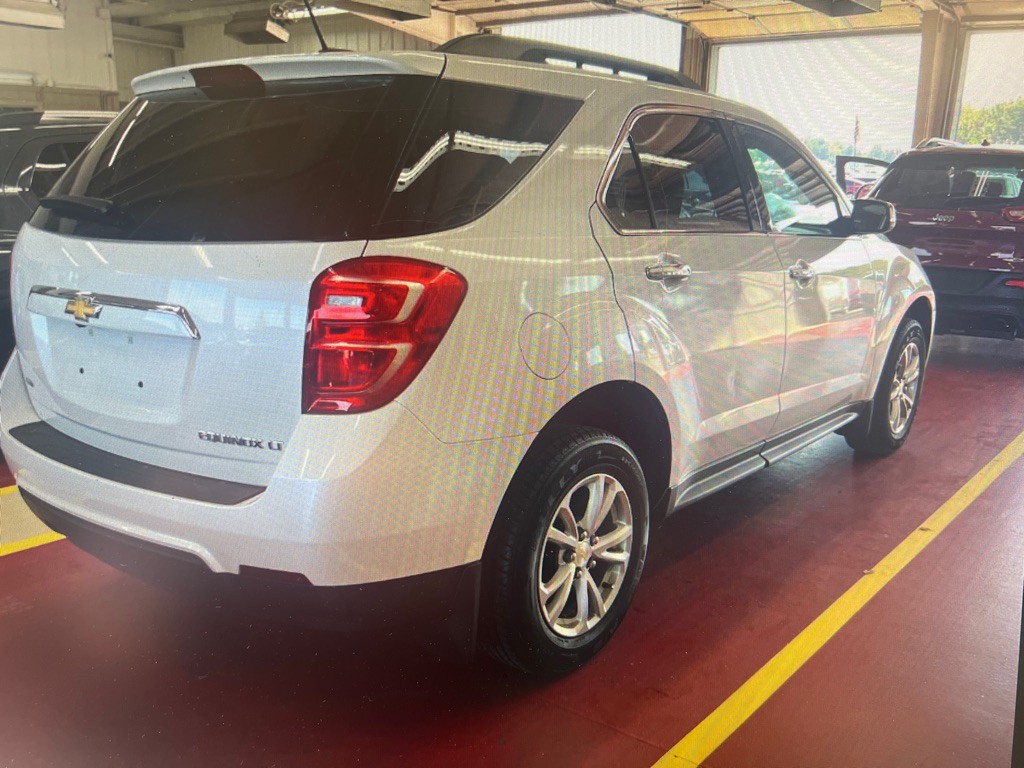 2016 Chevrolet Equinox Image 3