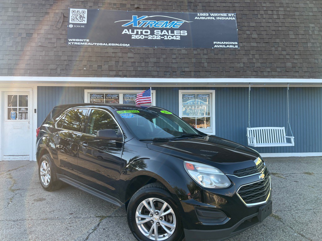2017 Chevrolet Equinox Image 2