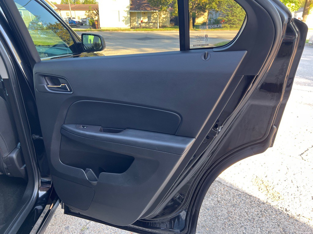 2017 Chevrolet Equinox Image 18