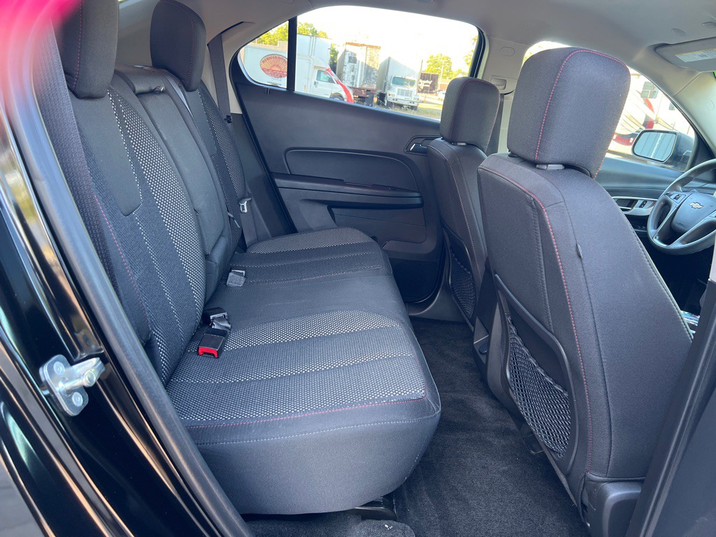 2017 Chevrolet Equinox Image 19