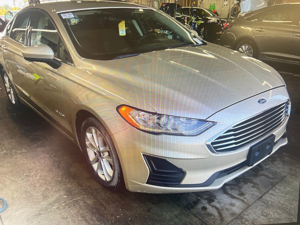2019 Ford Fusion Image 5