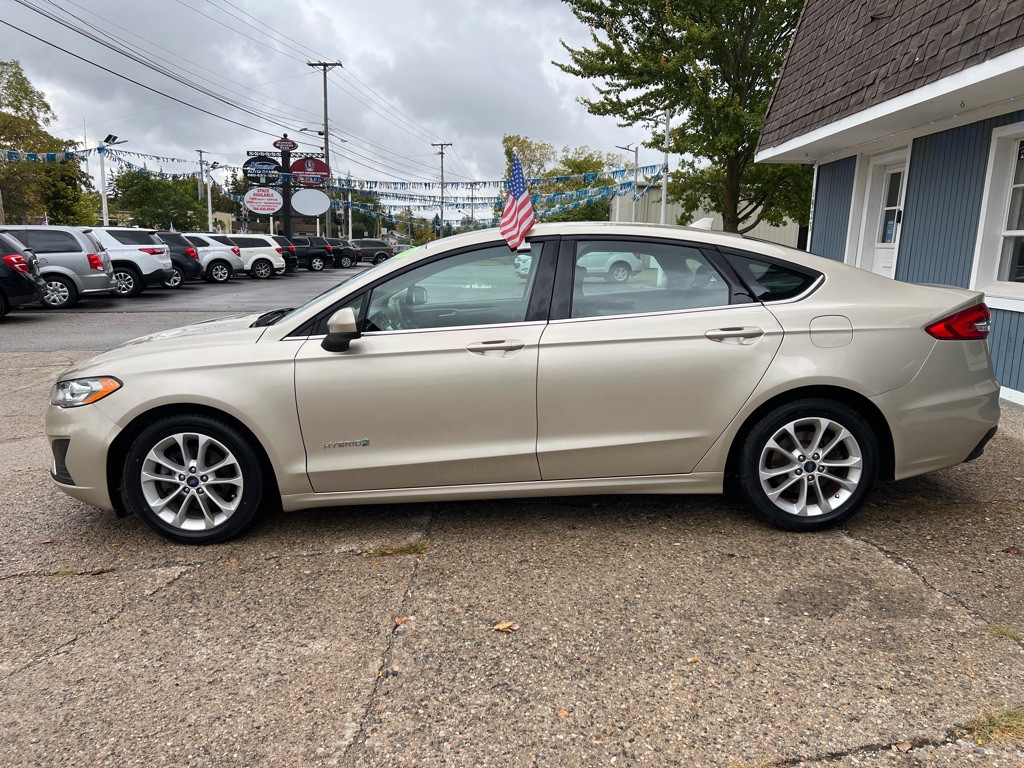 2019 Ford Fusion Image 5