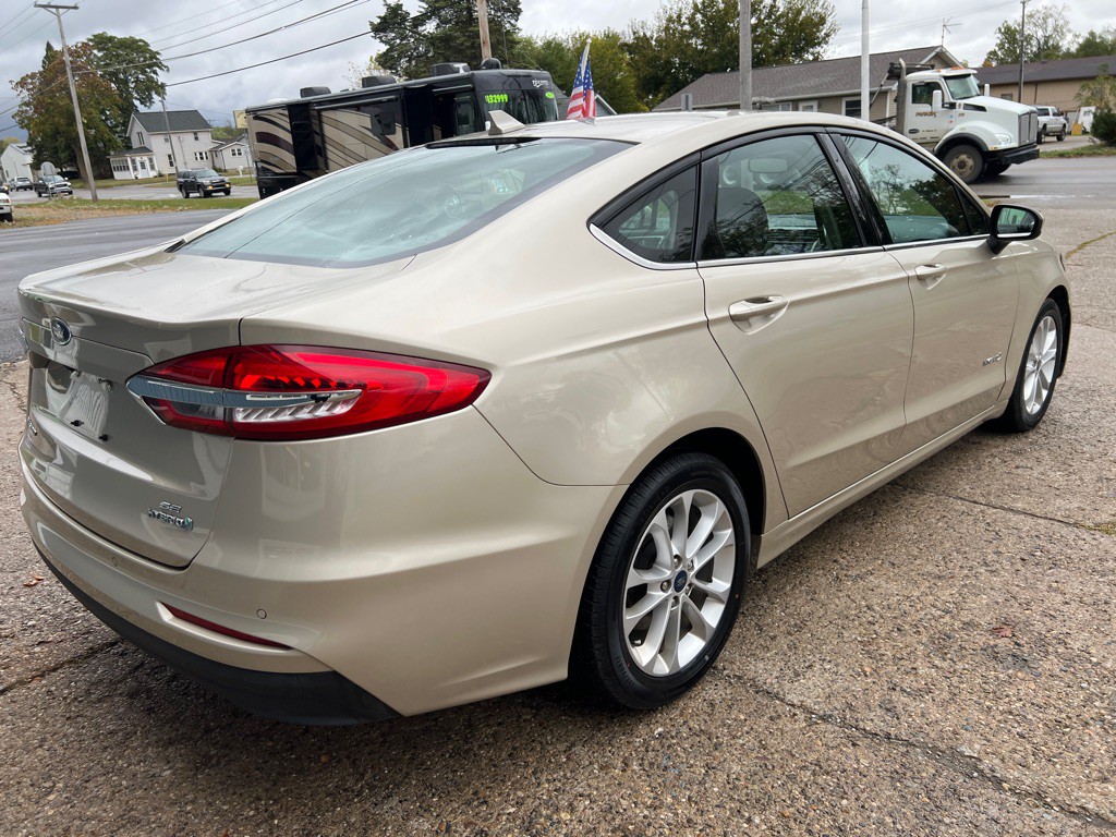 2019 Ford Fusion Image 8